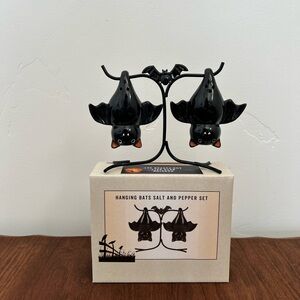 Cracker Barrel Bat Salt & Pepper Shakers NIB